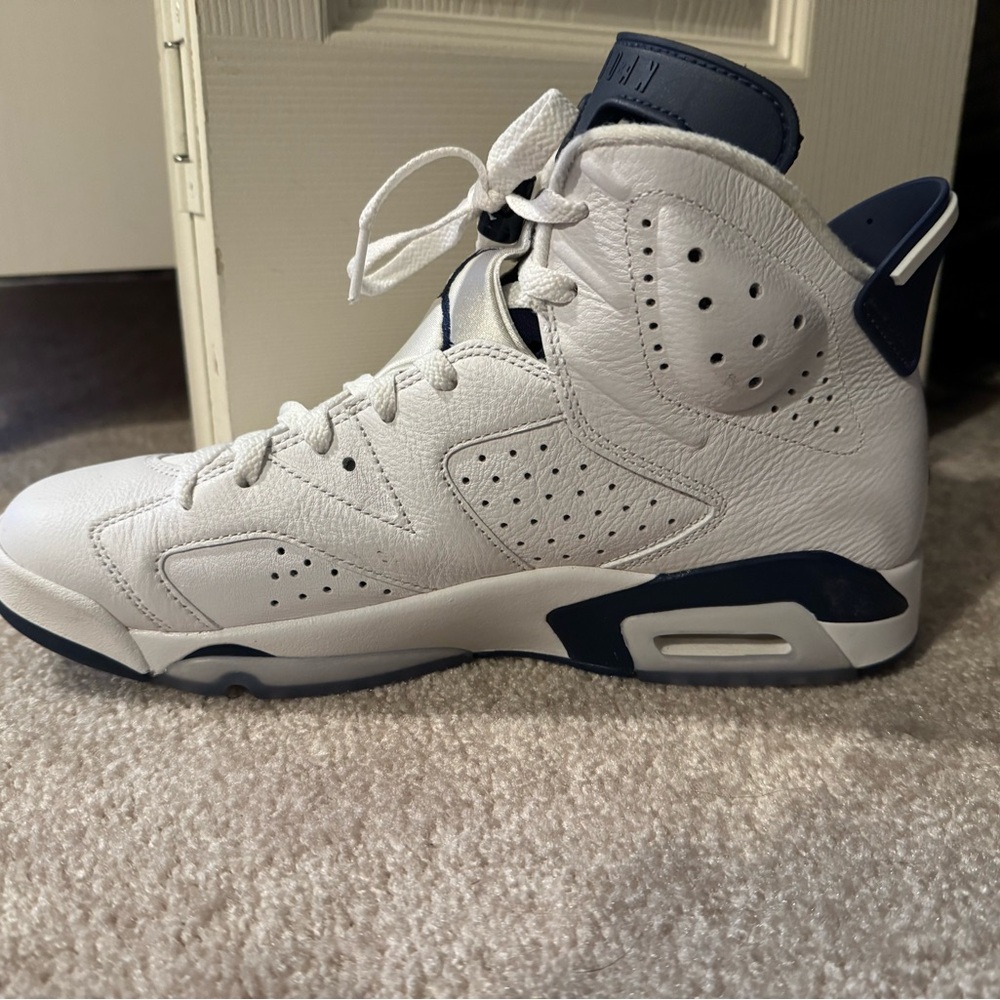 Jordan 6 Midnight Navy